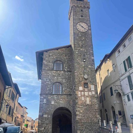 Guesthouse Da Idolina Dal 1946 Montalcino Exterior photo