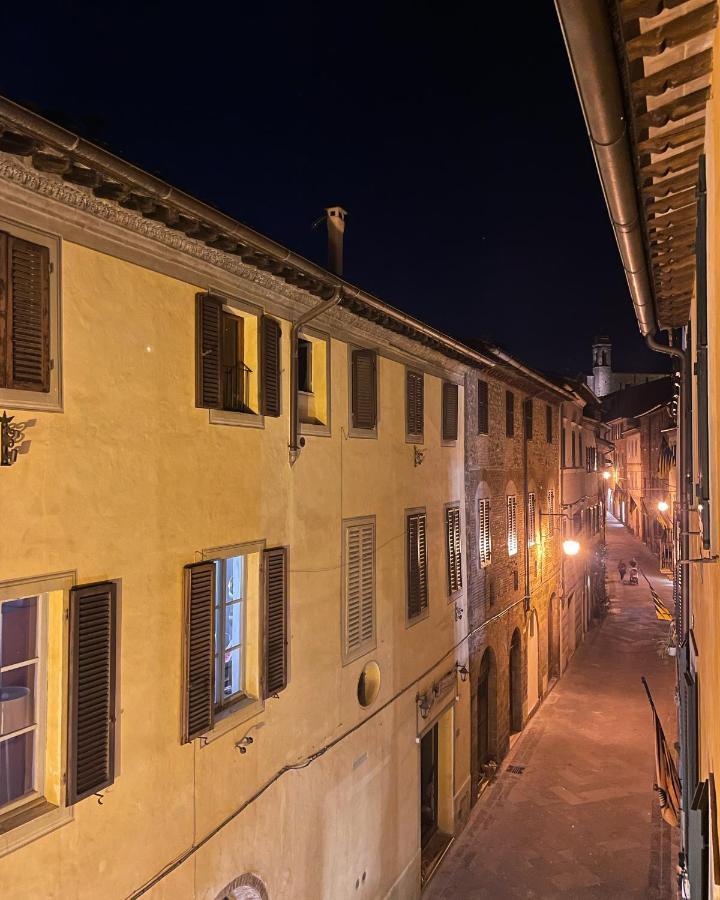 Guesthouse Da Idolina Dal 1946 Montalcino Exterior photo