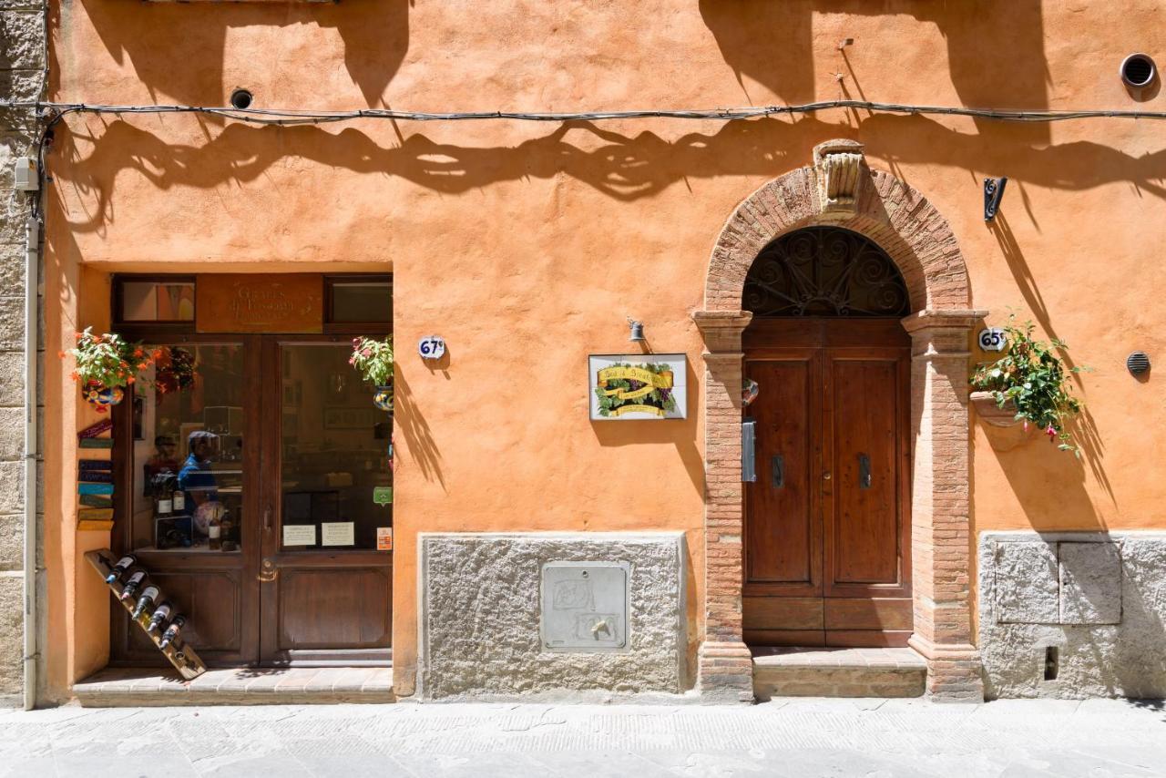 Guesthouse Da Idolina Dal 1946 Montalcino Exterior photo